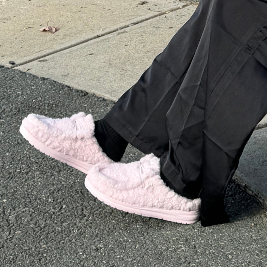  Wendy Slipper - Cozy Light Pink