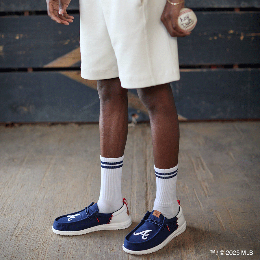  MLB Braves™ Wally Funk - Braves Navy/White