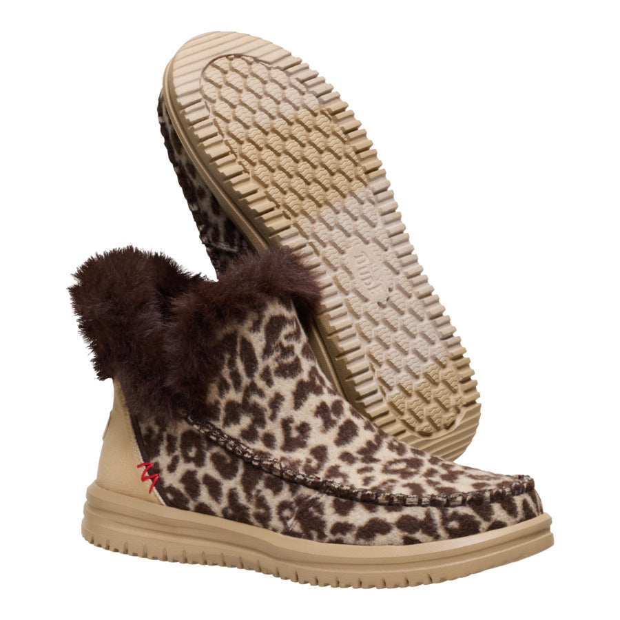  Camden Brushed Leopard Cozy - Leopard