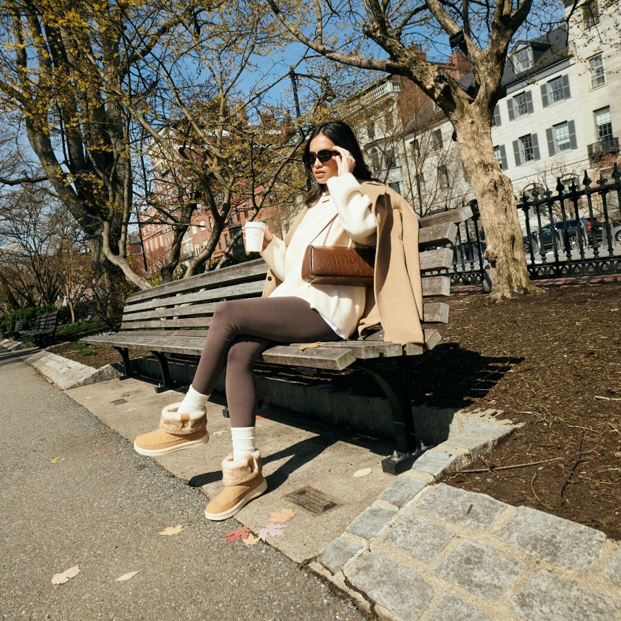  Camden Cuff Classic Cozy - Cognac